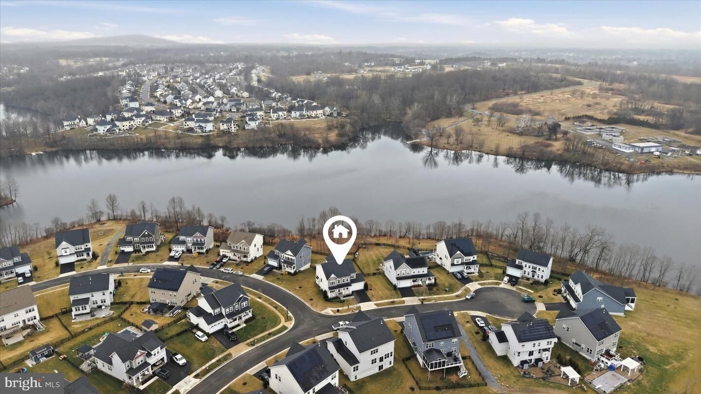 Property Photo:  35898 Quantum Place  VA 20141 