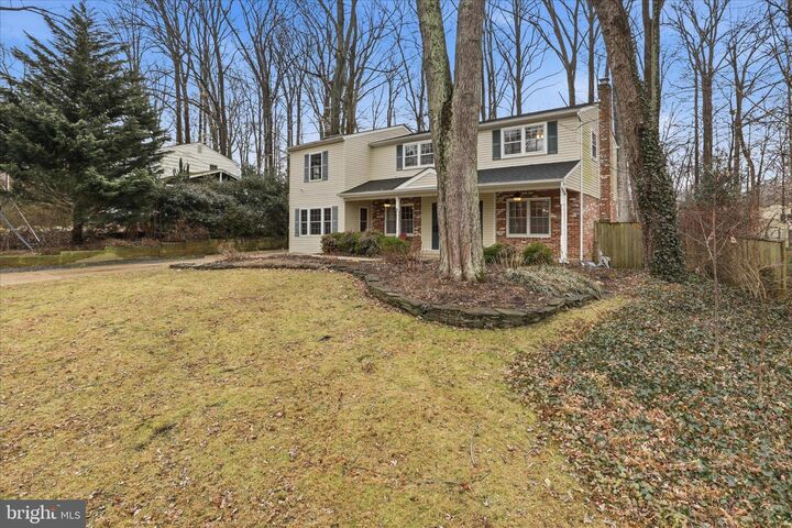 Property Photo: 4901 Red Fox Drive VA 22003