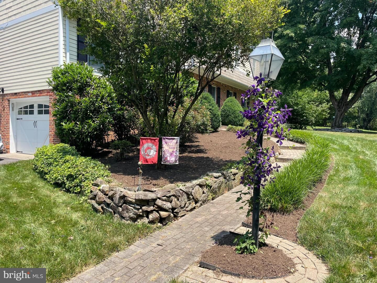 Property Photo:  531 S Nursery Avenue  VA 20132 