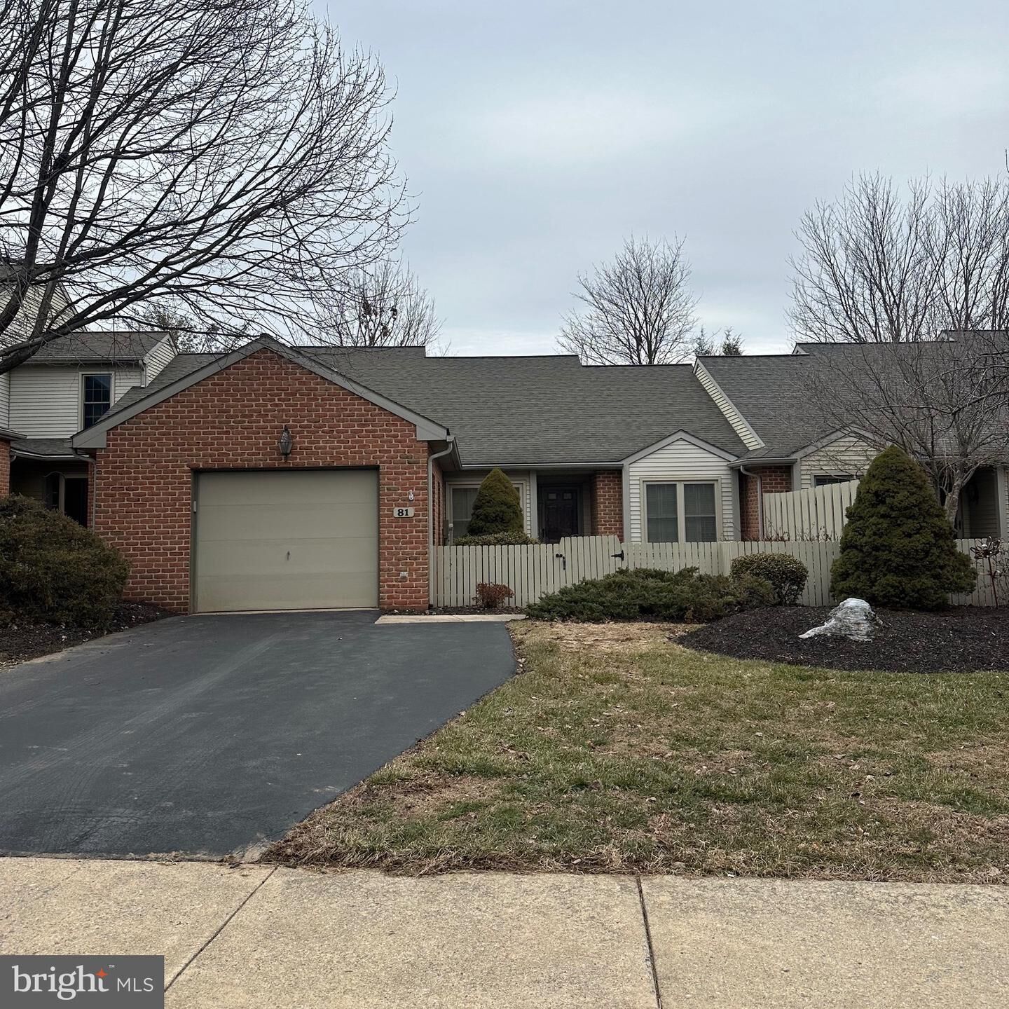 Property Photo:  81 Cambridge Drive  PA 17033 