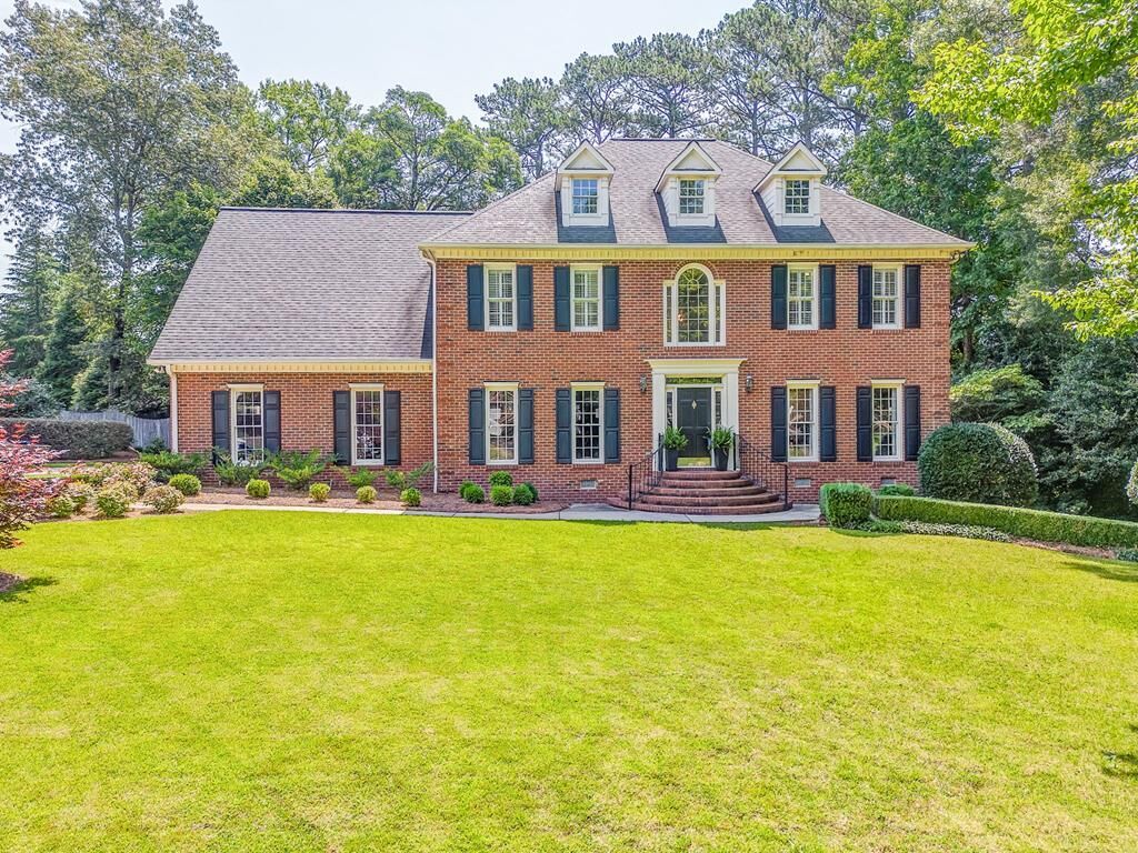 Property Photo:  1603 Habersham Way  GA 30720 