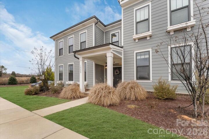 Property Photo:  10220 Meeting House Drive NW  NC 28078 