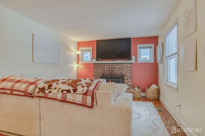 Property Photo: 186 Prigmore Street NJ 08816