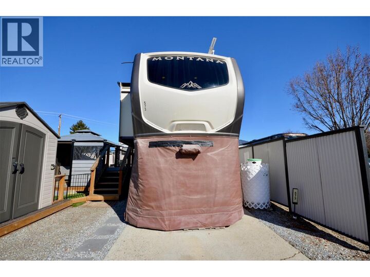Property Photo: 415 Commonwealth Road 573 BC V4V 1P4