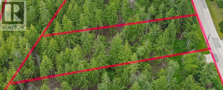 Property Photo: 125 Timberlane Road BC V0E 1V1