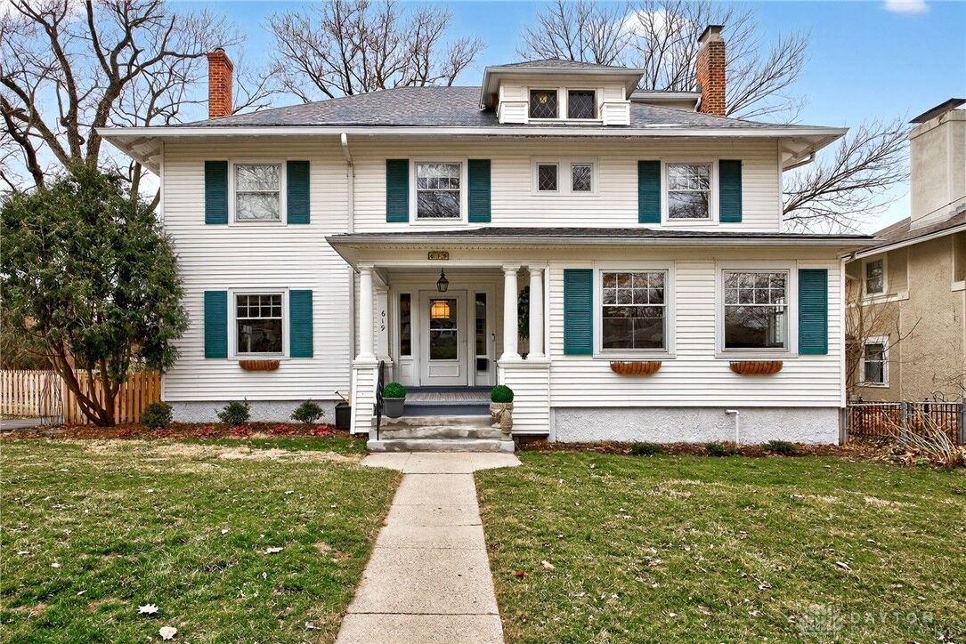 Property Photo:  619 Oakwood Avenue  OH 45419 