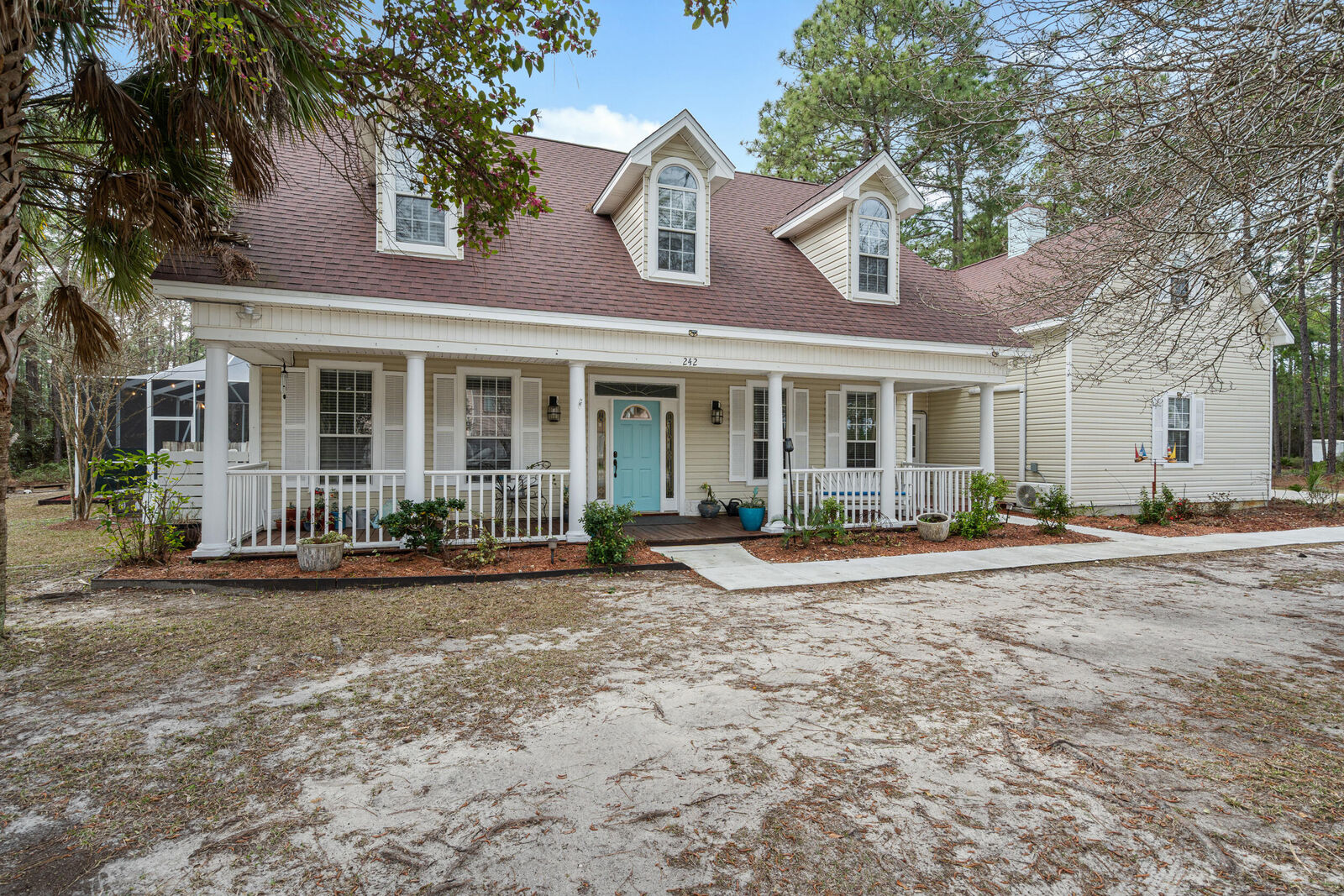 Property Photo: 242 Hamon Avenue FL 32459