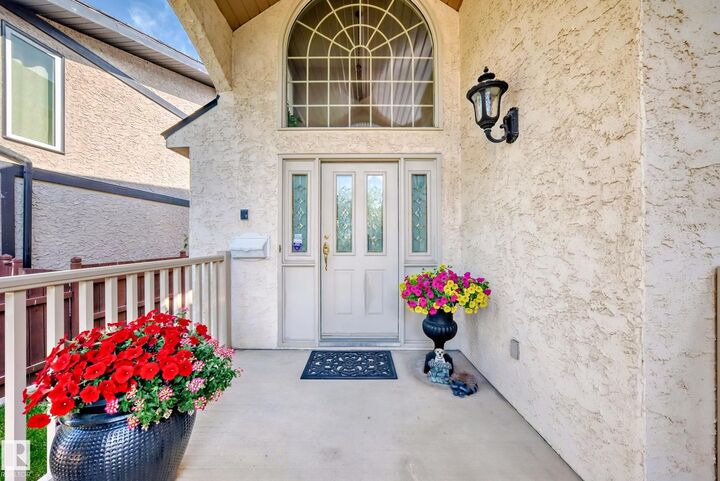 Property Photo: 17416 53 Avenue NW AB T6M 1C4