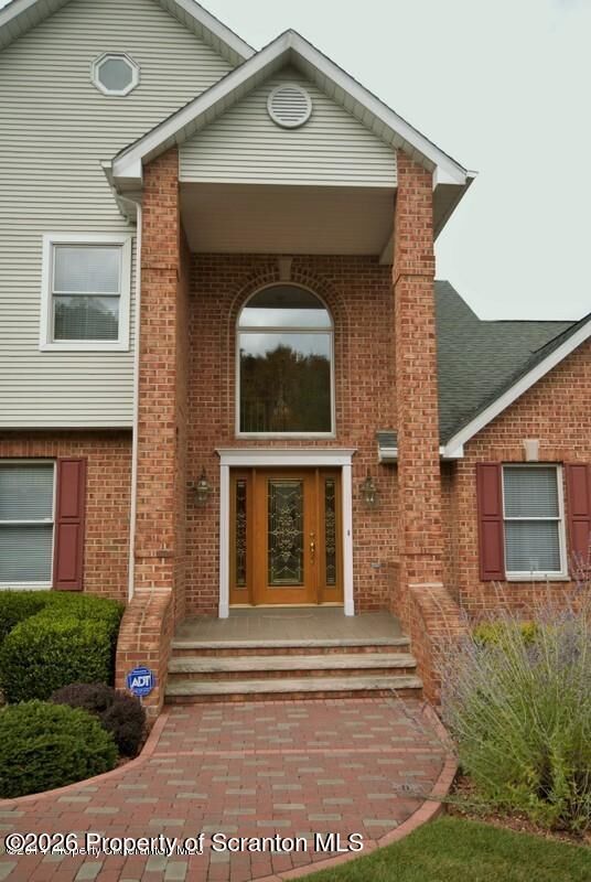 Property Photo: 125 Lakeview Drive PA 18505