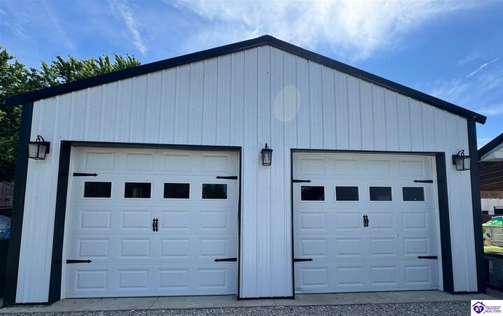 Property Photo:  635 Bomar Street  KY 40143 