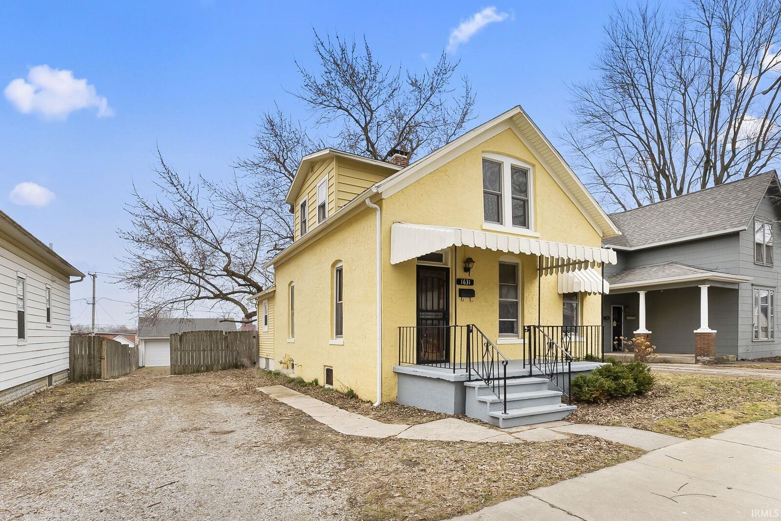 Property Photo:  1631 Howell Street  IN 46808-3480 