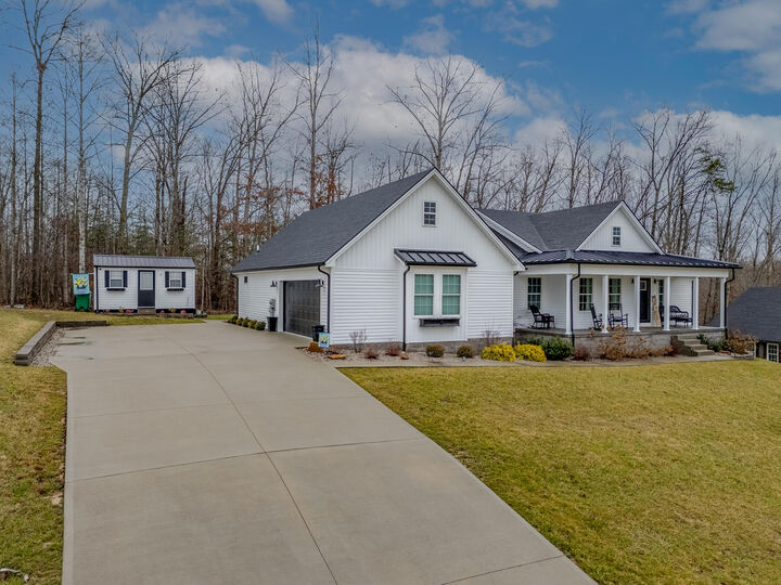 Property Photo: 102 Woodlock Drive KY 40351