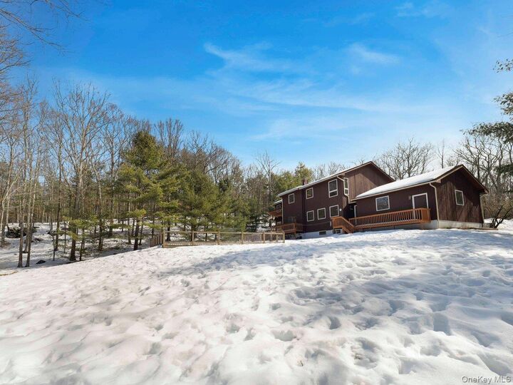 Property Photo:  118 Split Rock Drive  NY 12719 