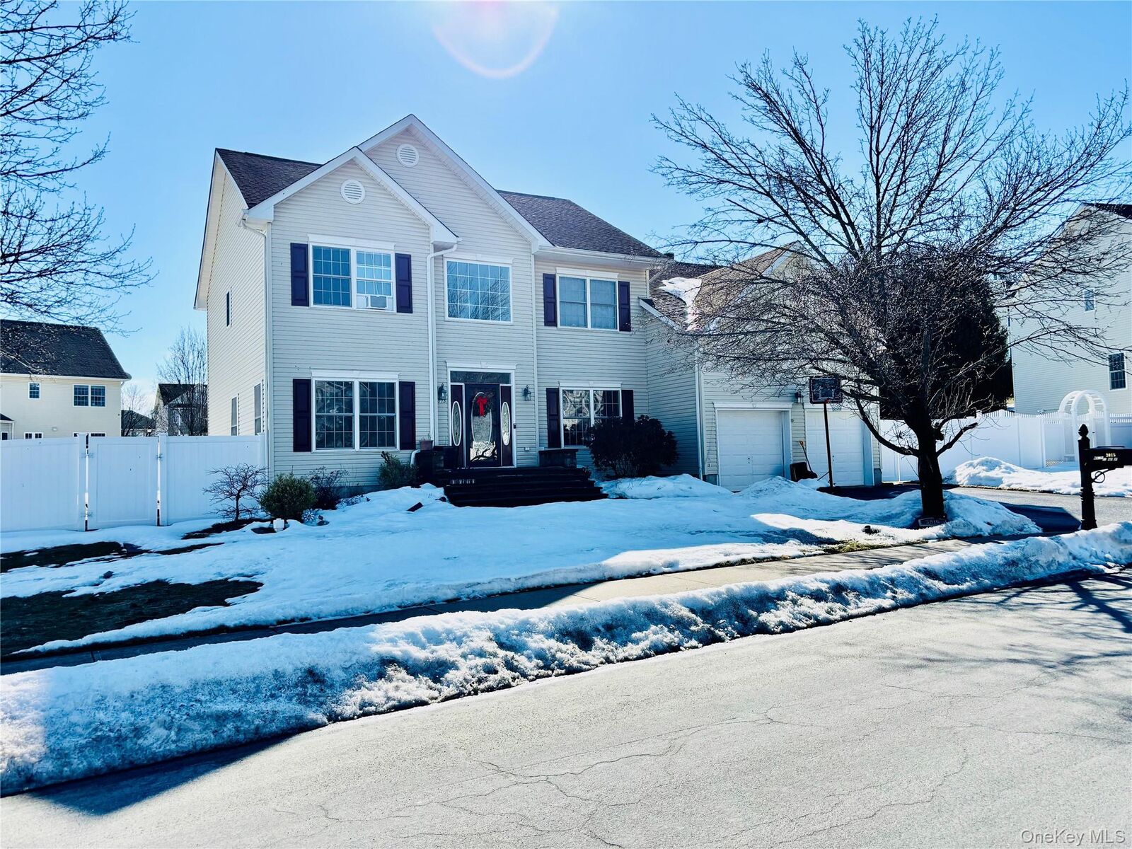 Property Photo:  3015 Molly Pitcher Drive  NY 12553 