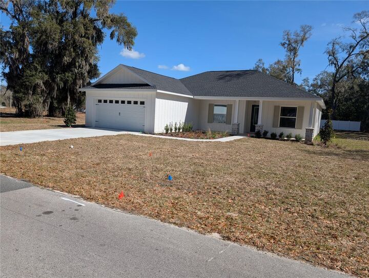 Property Photo:  1303 NE 23rd Avenue  FL 34470 