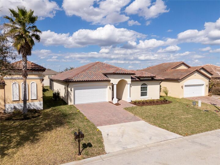 Property Photo:  355 Villa Sorrento Circle  FL 33844 