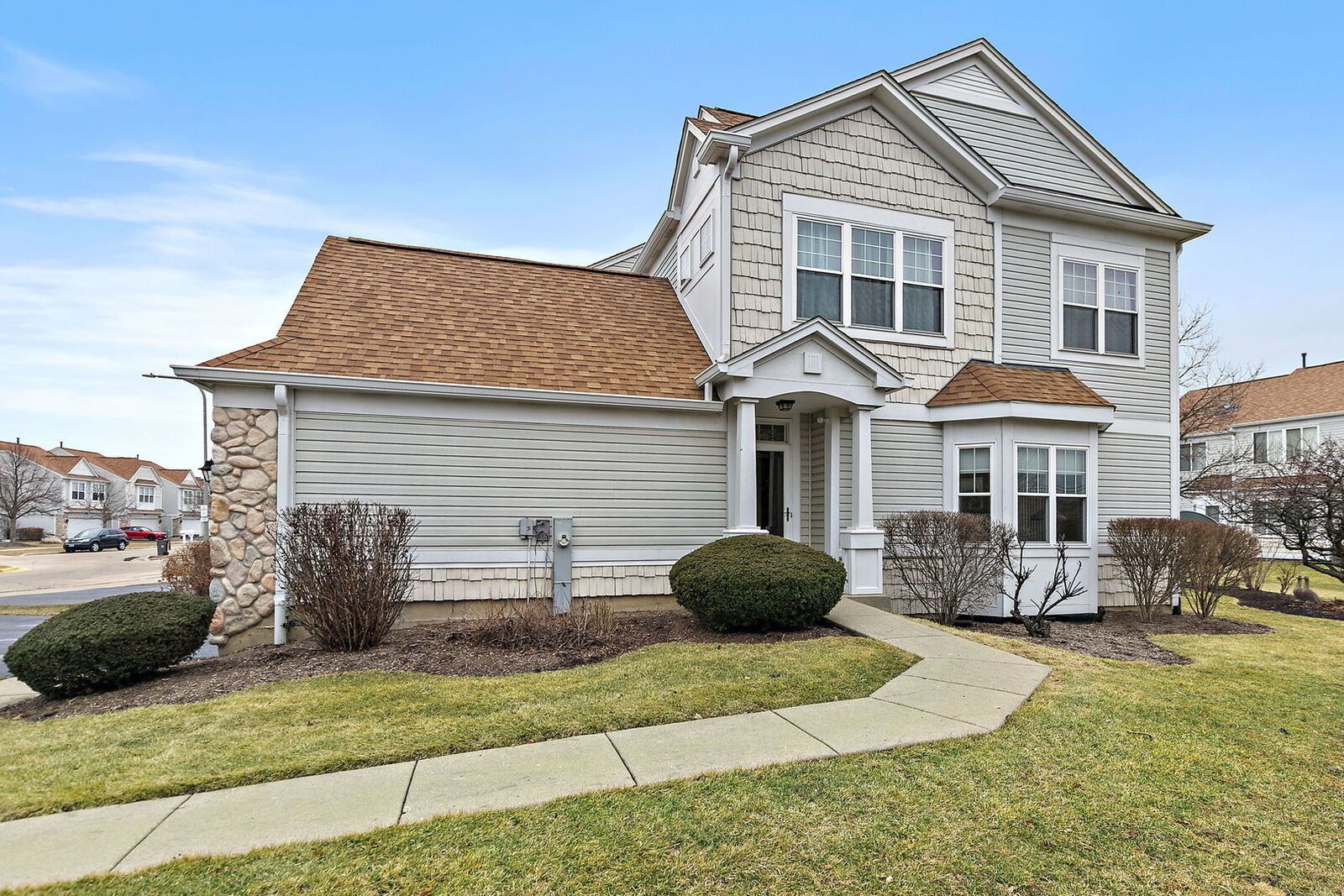 Property Photo:  1180 Delta Drive 1180  IL 60123 