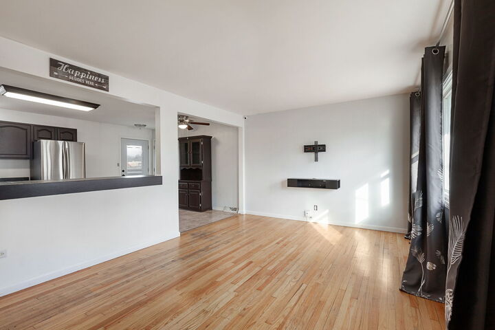 Property Photo:  3708 Anne Street  IL 60050 