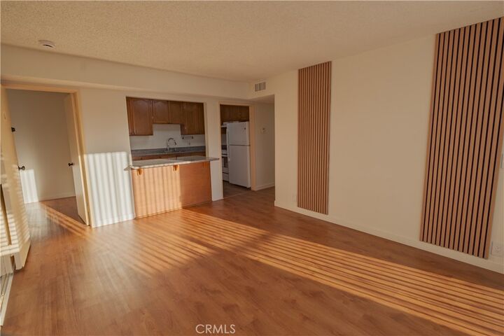 Property Photo:  1140 Pacific Ave 20  CA 90813 