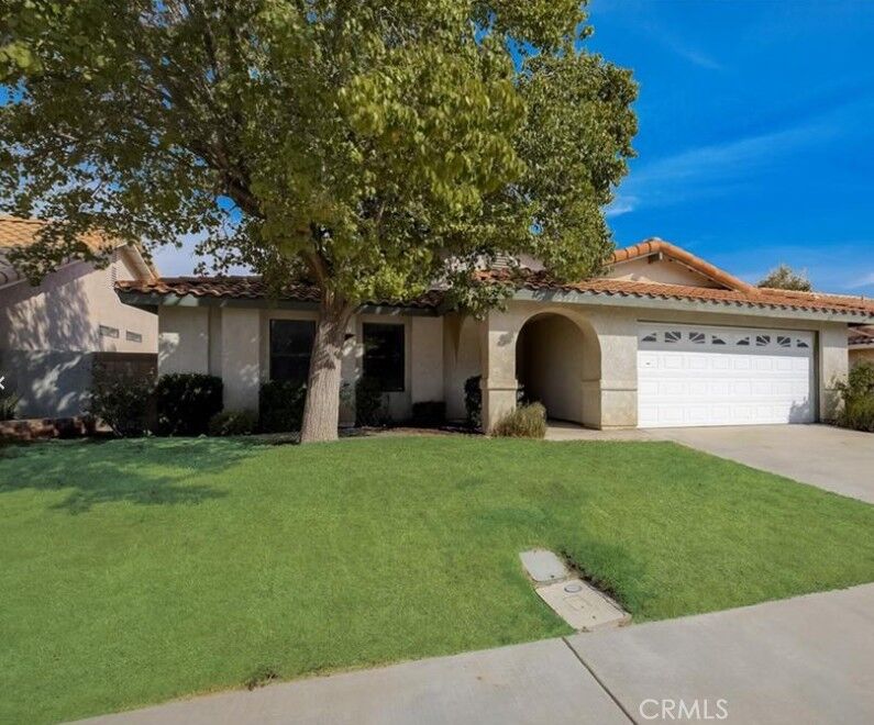 Property Photo: 2523 W West Avenue K10 CA 93536