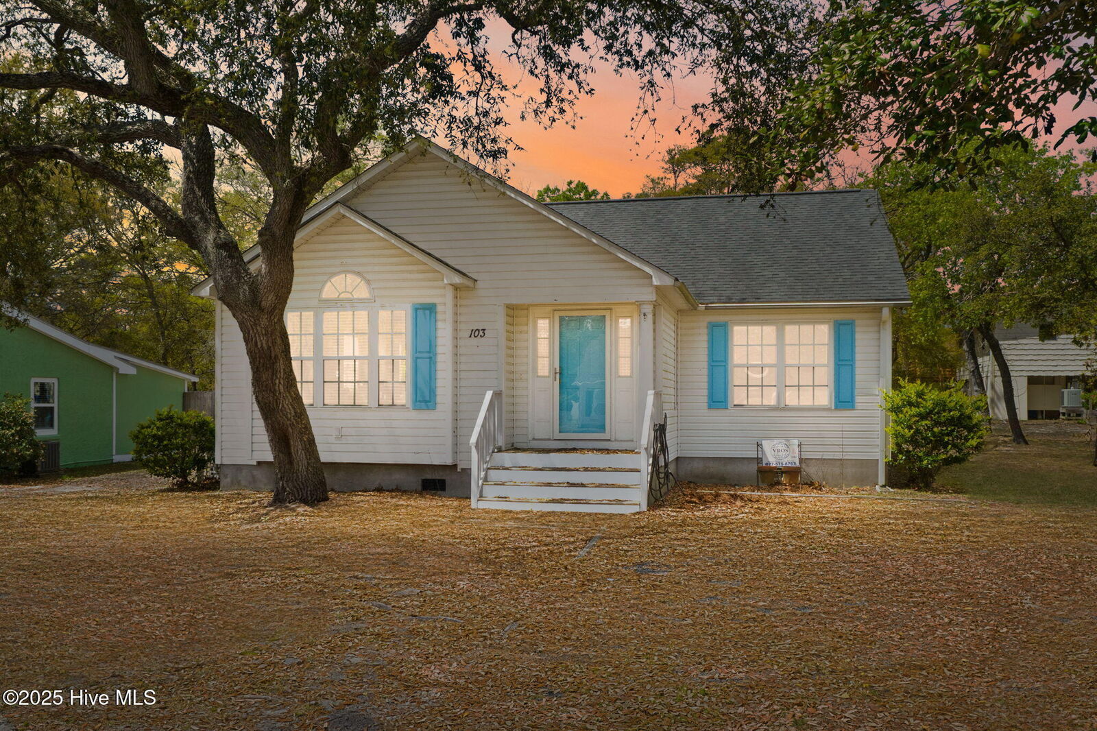 Property Photo: 103 NE 5th Street NC 28465