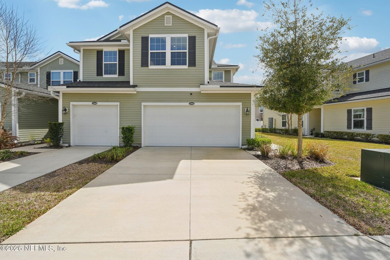 Property Photo:  12066 Calvesta Street  FL 32256 