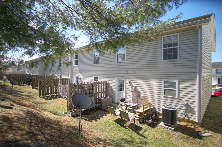 Property Photo:  90 Salem Lane  VA 24073 