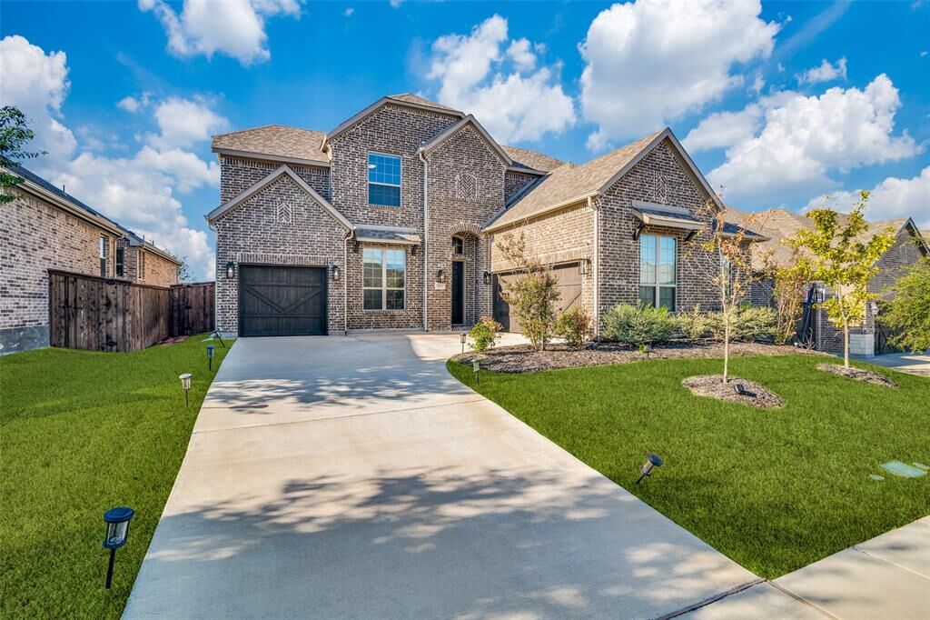 Property Photo: 3513 Ridgecross Drive TX 75087