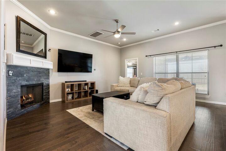 Property Photo:  4004 SW Flintstone Way  AR 72713 