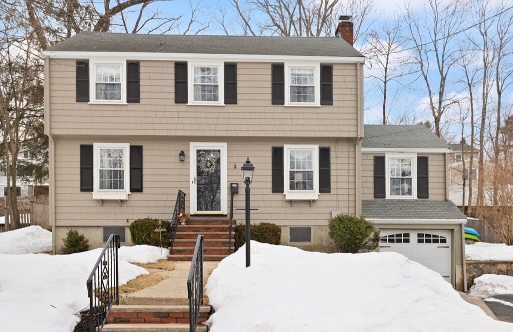 Property Photo:  35 Longfellow Rd.  MA 01867 