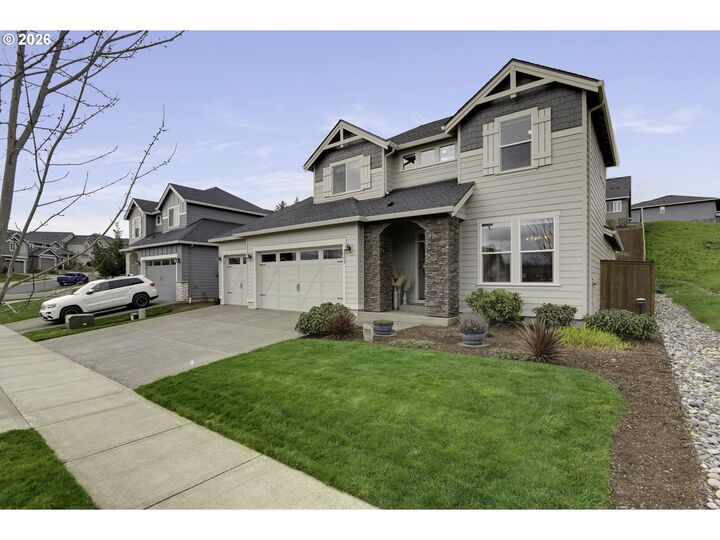 Property Photo:  3222 NE Mallard St  WA 98607 