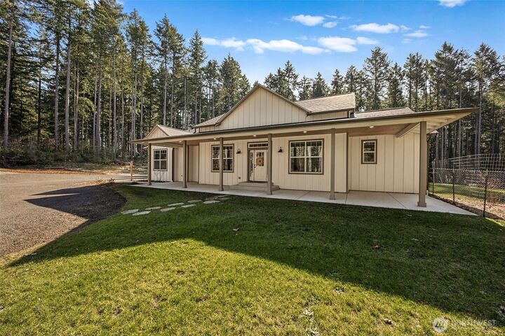 Property Photo:  6645  Hawks Prairie Road NE  WA 98516 