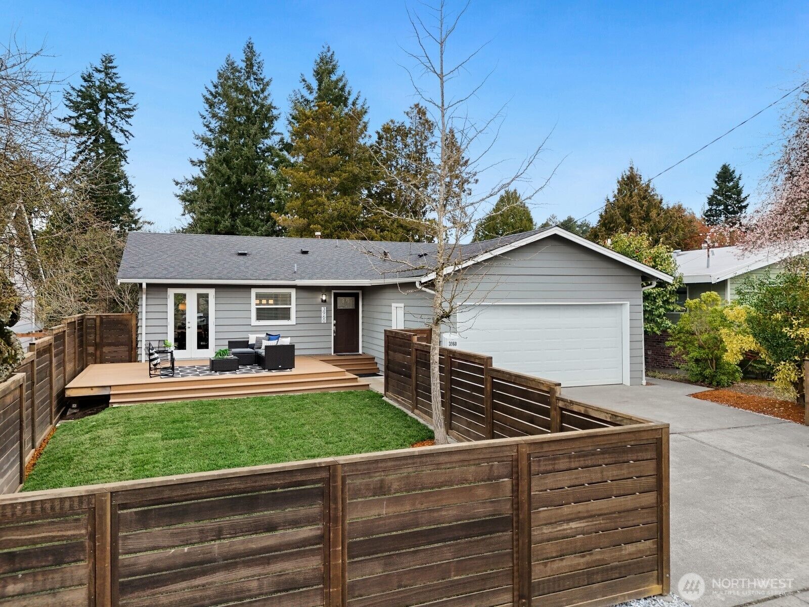 Property Photo: 3960 SW Austin Street WA 98136