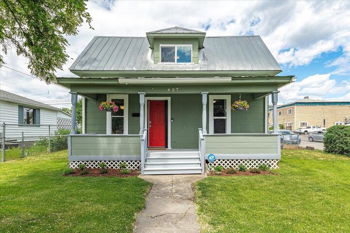Property Photo:  427 E Glass Ave  WA 99207 