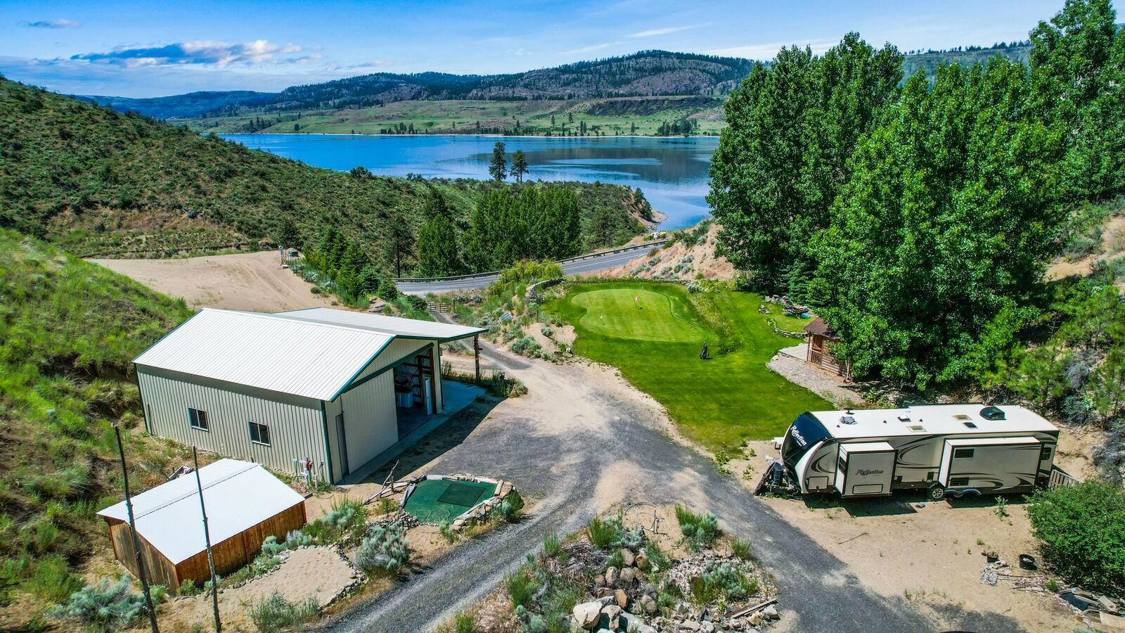 Property Photo:  41870 N Deer Meadows Dr  WA 99122 