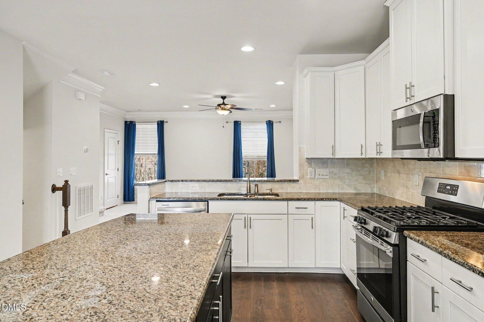 Property Photo:  2007 Ackerman Hill Drive  NC 27502 