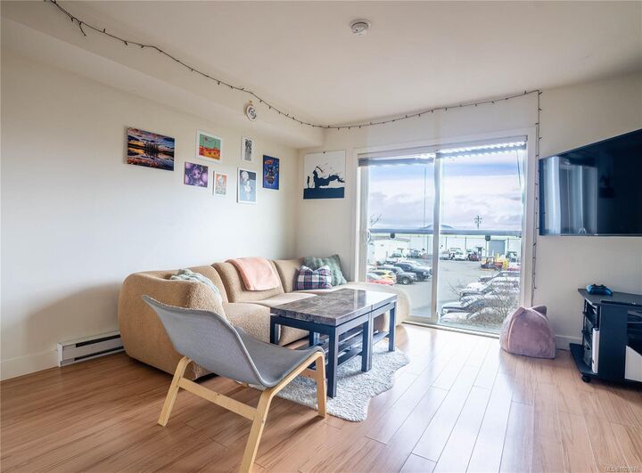 Property Photo: 356 Gorge Rd E #407 BC V8T 2W2