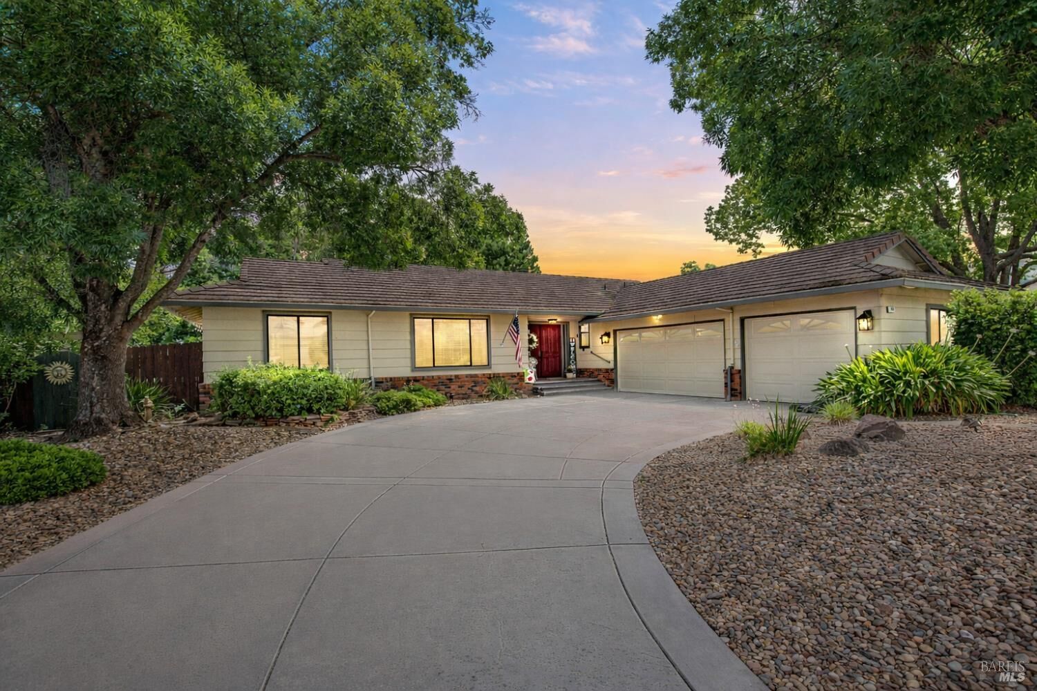 Property Photo: 173 San Jose Court CA 95688