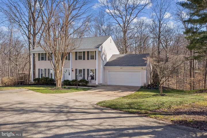 Property Photo:  3122 Ironhorse Drive  VA 22192 