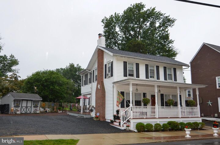 Property Photo:  124 E Burlington Street  NJ 08505 