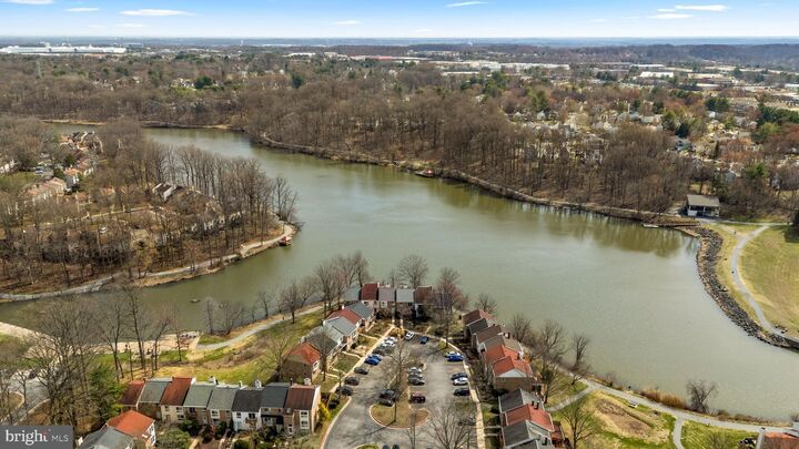 Property Photo:  7263 Dockside Lane  MD 21045 