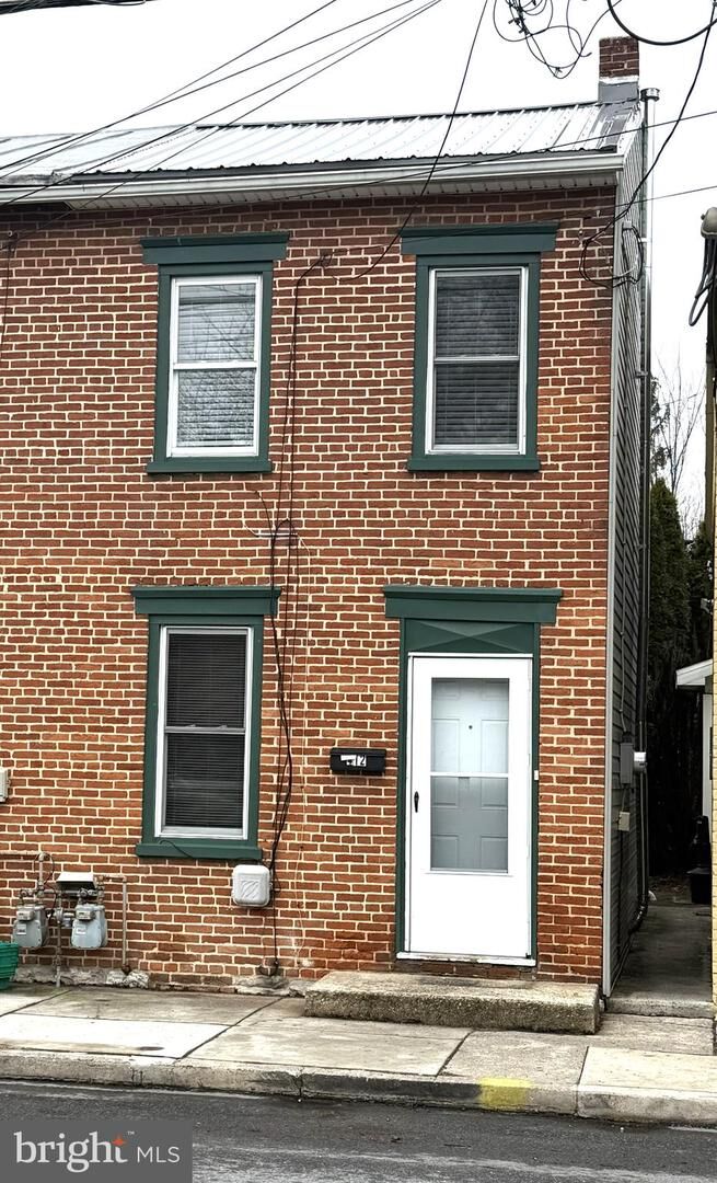 Property Photo: 412 N West Street PA 17013