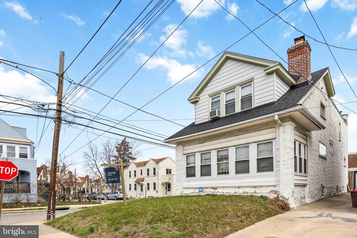 Property Photo: 537 Elm Avenue PA 19082