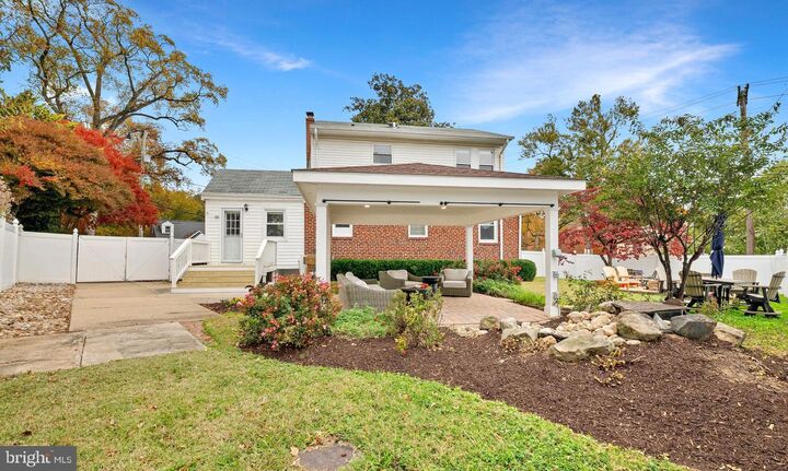 Property Photo:  5506 38th Avenue  MD 20782 