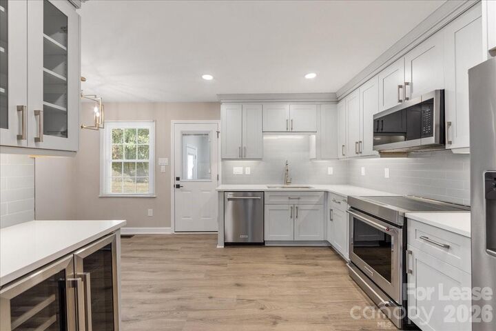 Property Photo:  4706 Walden Court  NC 28210 