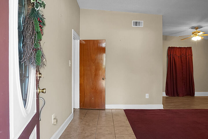 Property Photo:  1449 S Sherwood Drive  SC 29407 