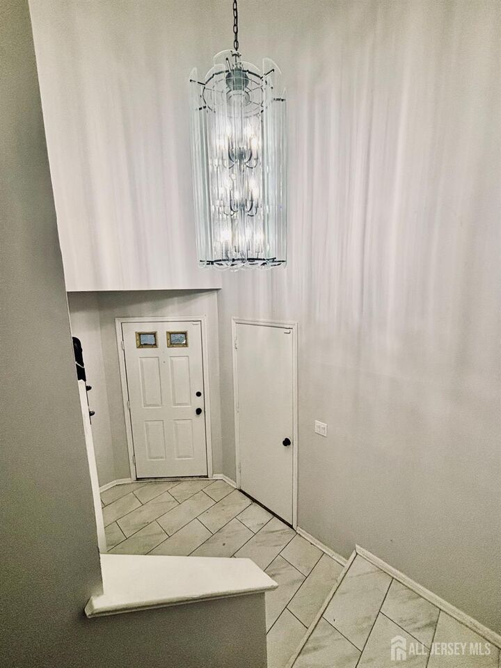 Property Photo:  1 Upperbrook Court  NJ 08859 