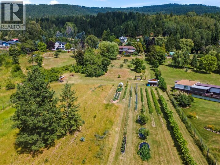 Property Photo: 5253 Elsie Holmes Road BC V0B 2N1