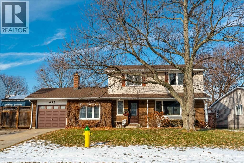 Photo de la propriété:  635 Highbury Park  ON N7V 2K1 