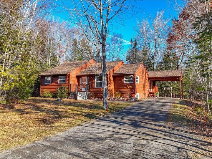 Photo de la propriété:  215 Bradshaw Drive  NB E3C 1H3 